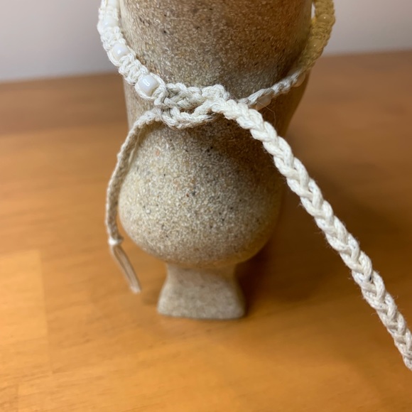 Handmade Cowrie Shell Macrame Anklet w/ Toe Ring – Natural - Picture 6 of 7